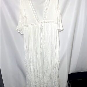 CUPSHE ONE SIZE FITS MOST WHITE GAUZY SWIM COVER UP FRONT TIE LASER CUT INSET